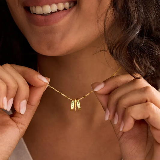 Customized Circle Name Necklace-gift for her