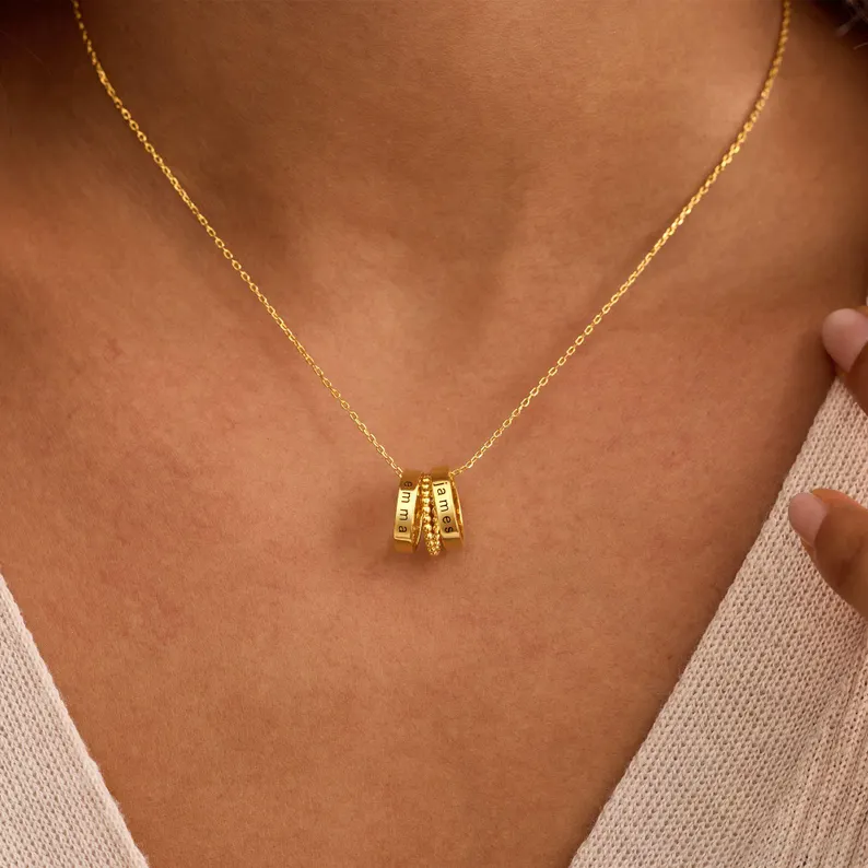 Customized Circle Name Necklace-gift for her